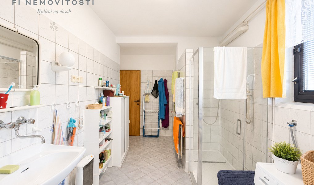 Prodej domu 211 m² s pozemkem 1 129 m², Železnice – náhled fotky 10