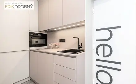 Pronájem bytu 2+1 42 m², U Josefa, Pardubice