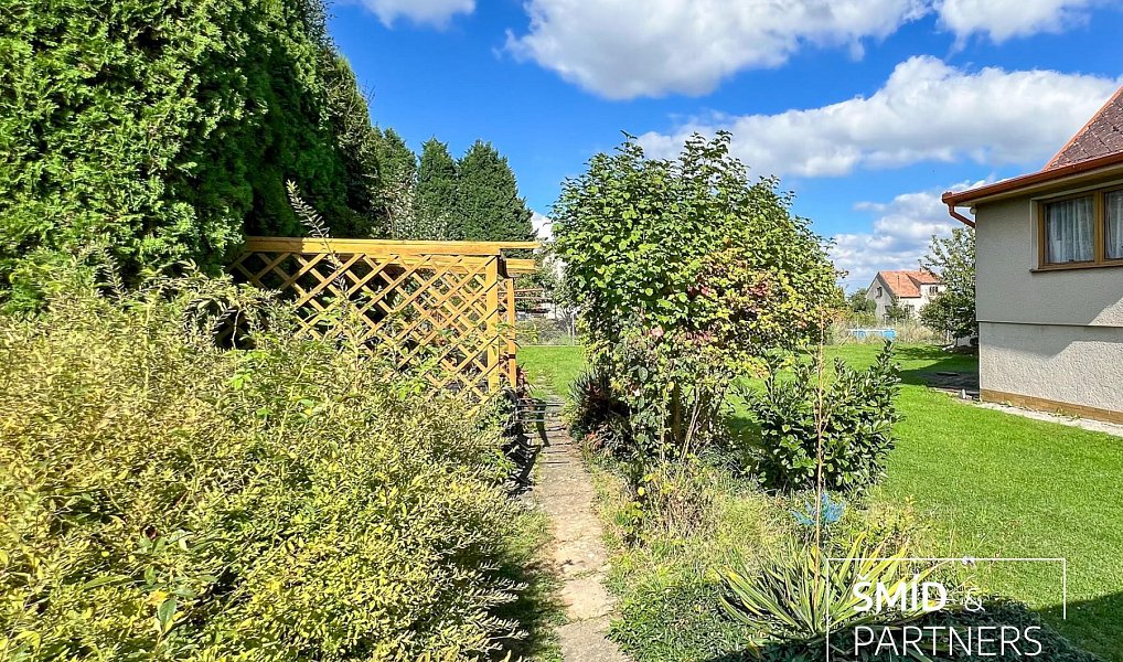 Prodej domu 112 m² s pozemkem 930 m², Krupá – náhled fotky 42
