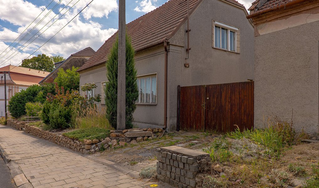 Prodej domu 180 m² s pozemkem 397 m², Krásensko – náhled fotky 15