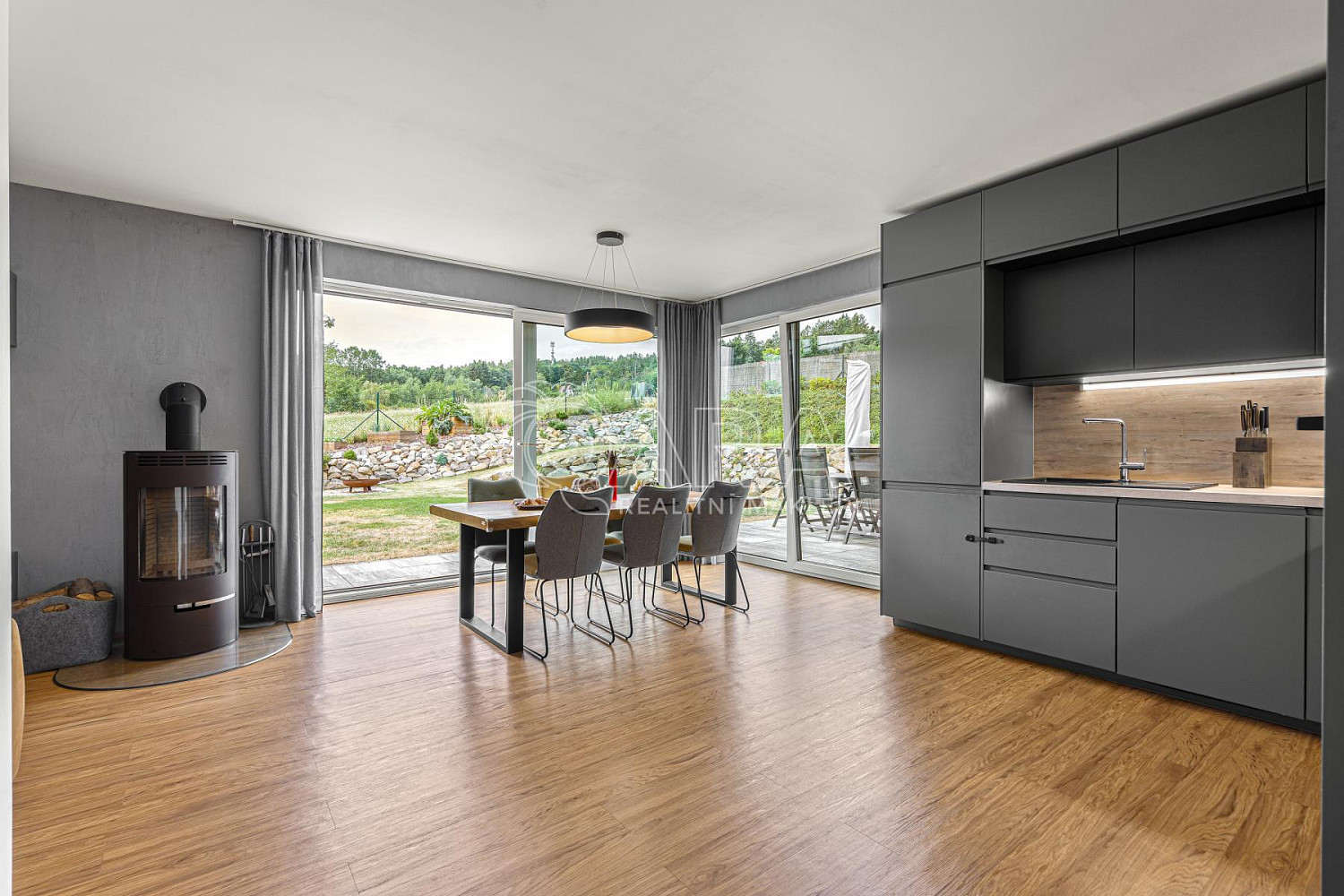 Prodej domu 131 m² s pozemkem 838 m² – fotografie 5