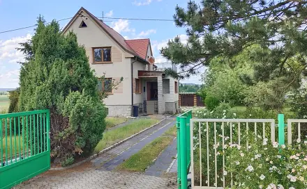 Prodej domu 140 m² s pozemkem 1 179 m², Chebská, Plzeň - Křimice