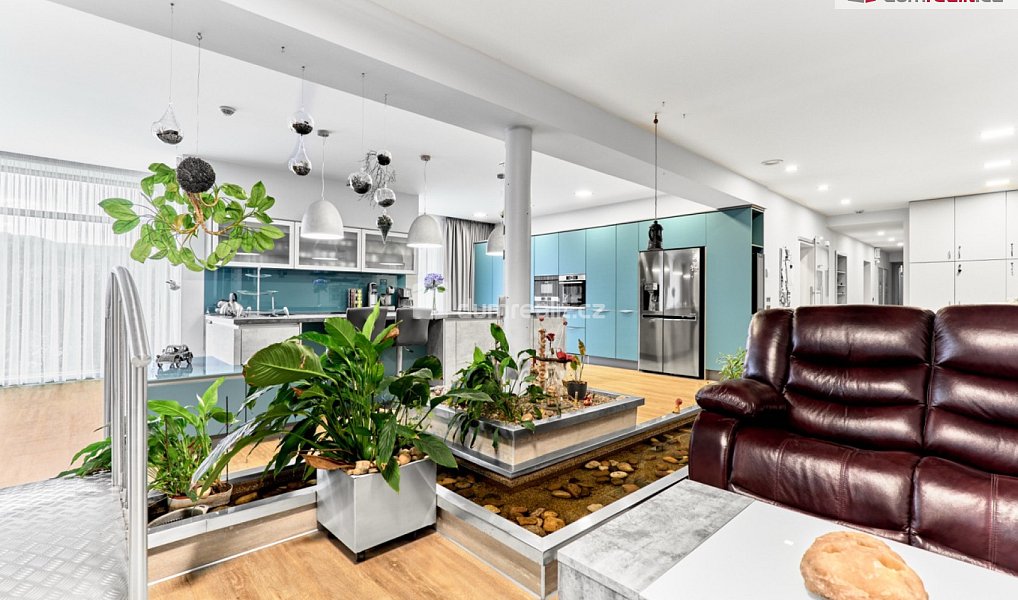Prodej domu 296 m² s pozemkem 3 134 m², Děčín – náhled fotky 33