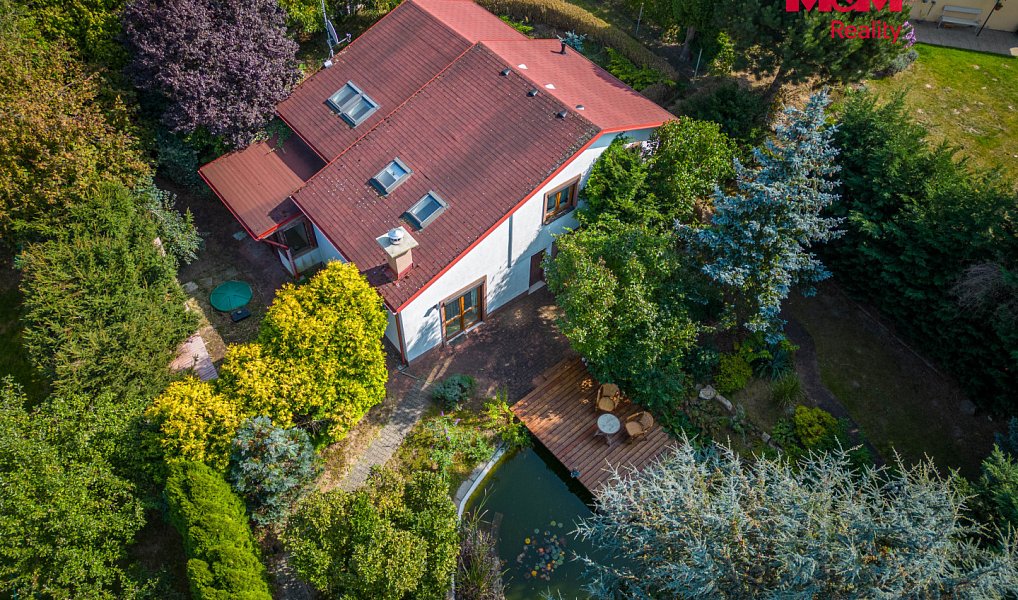 Prodej domu 121 m² s pozemkem 994 m², Chýně – náhled fotky 2