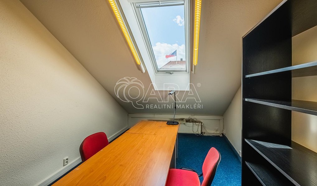 Pronájem kanceláře 100 m², Praha – náhled fotky 16