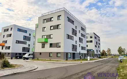Pronájem bytu 3+kk 86 m², V Cestkách, Mnichovo Hradiště, okres Mladá Boleslav