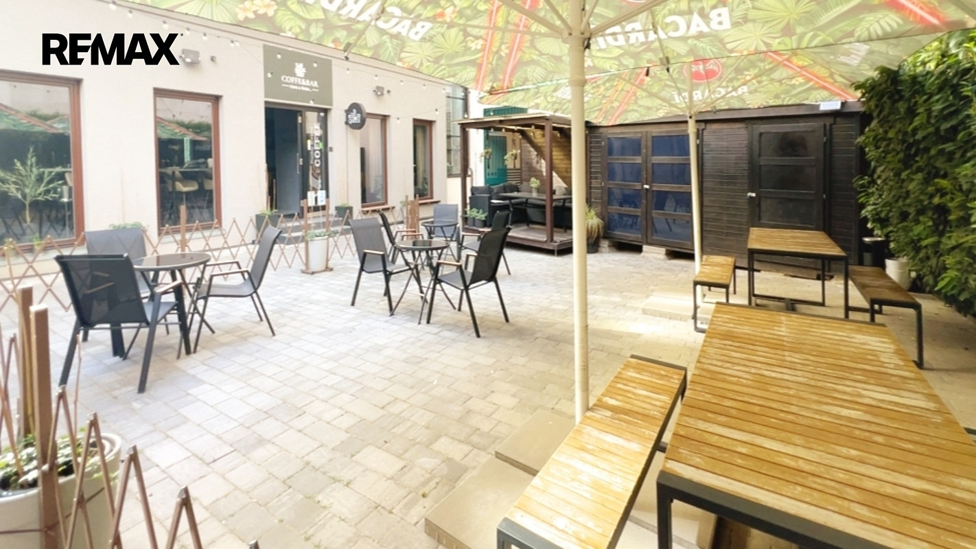 Pronájem komerčního objektu (jiného typu) 72 m²