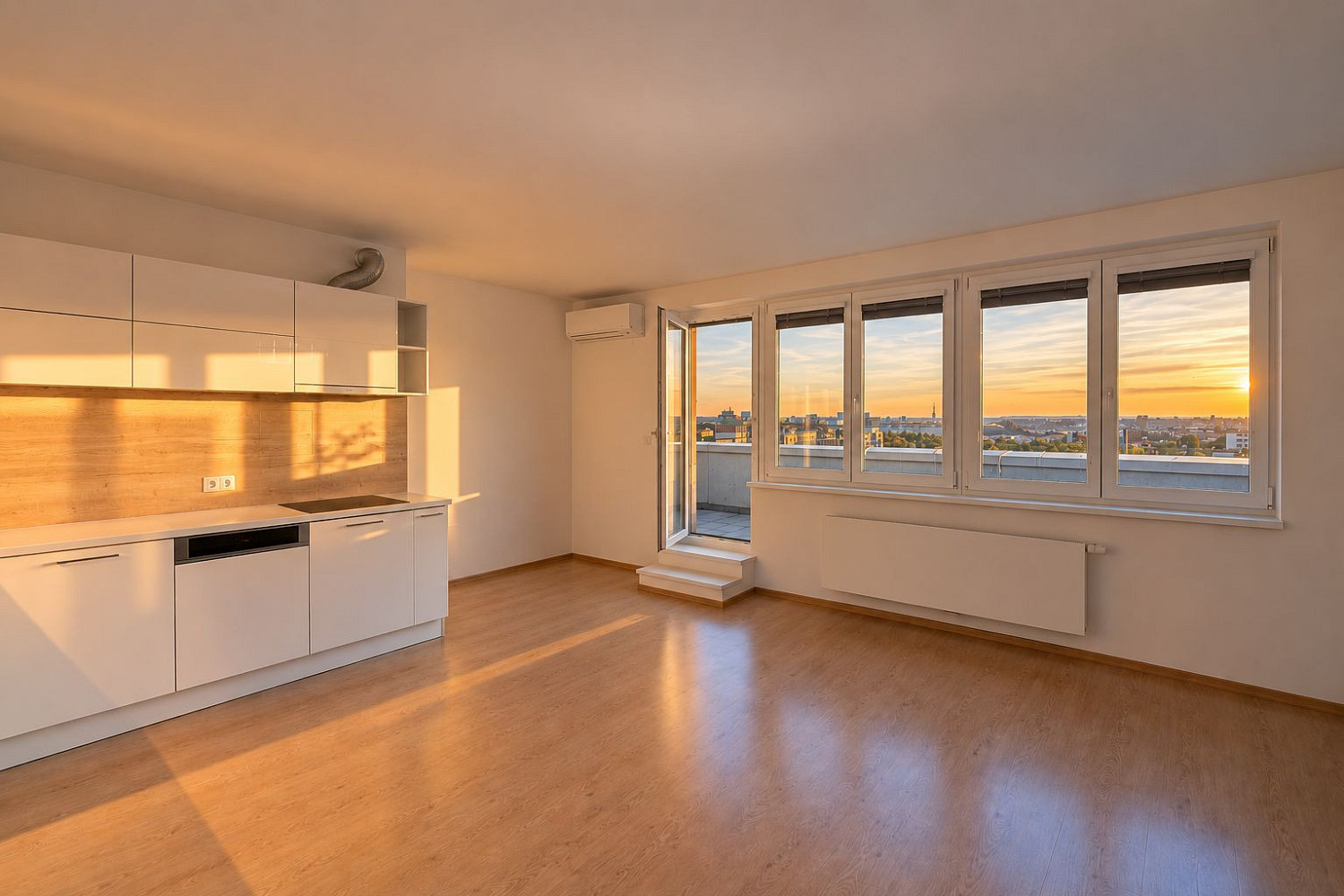 Prodej bytu 4+kk 100 m² – fotografie 2