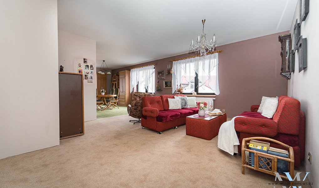 Prodej domu 250 m² s pozemkem 633 m², Dobříš – náhled fotky 11