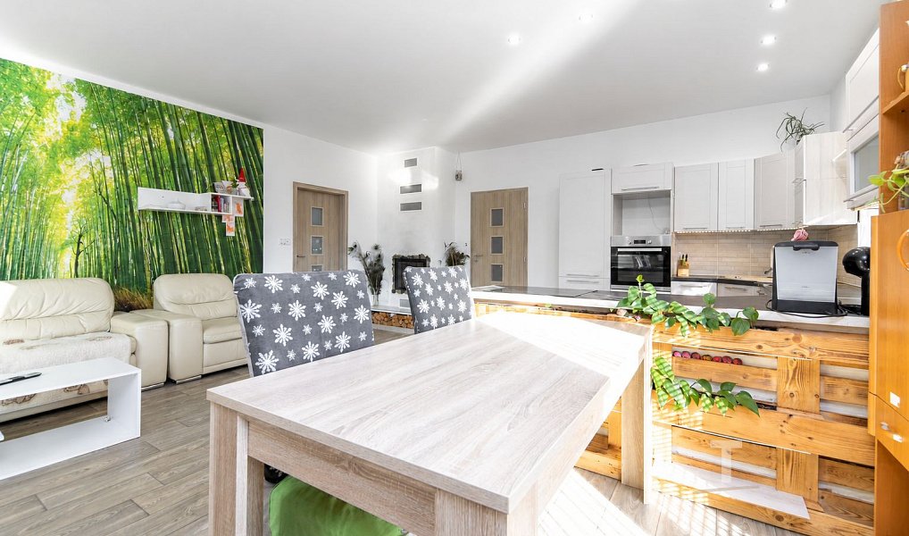 Prodej domu 154 m² s pozemkem 1 089 m², Stařechovice – náhled fotky 9