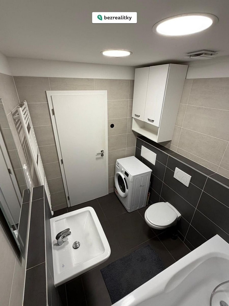 Prodej bytu 2+kk 42 m² – další