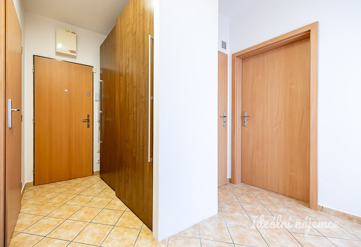 Pronájem bytu 3+kk 64 m²
