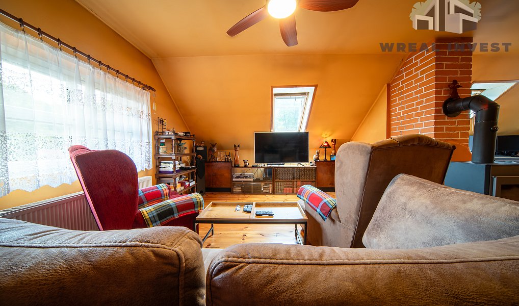 Prodej domu 203 m² s pozemkem 579 m², Měchenice – náhled fotky 24