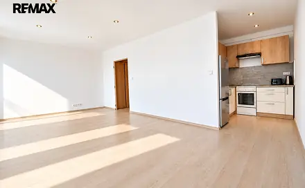 Pronájem bytu 1+kk 34 m²