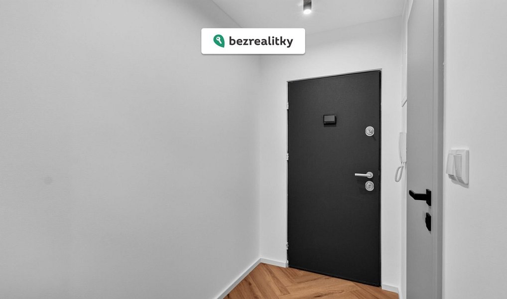 Prodej bytu 2+kk 44 m², Praha – náhled fotky 18