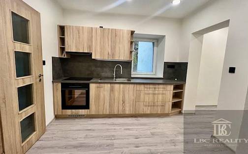 Pronájem bytu 1+1 50 m², Kateřinská, Stráž nad Nisou, okres Liberec