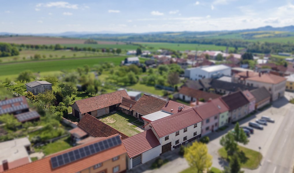 Prodej domu 158 m² s pozemkem 3 588 m², Všechovice – náhled fotky 2