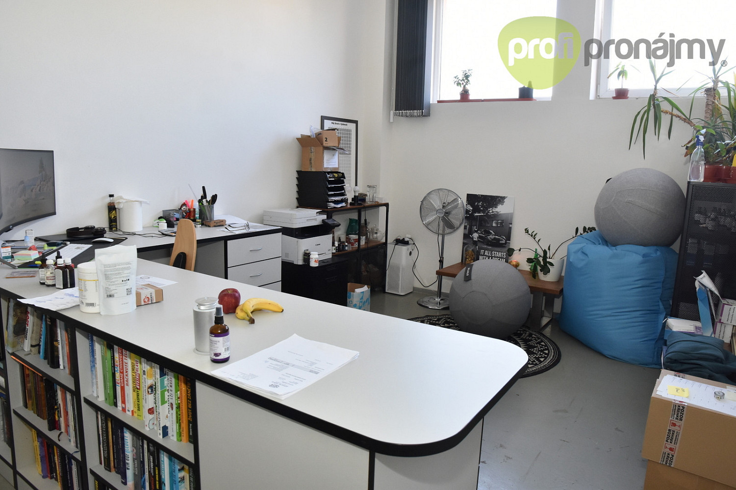 Pronájem obchodních prostor 701 m² — photo 2