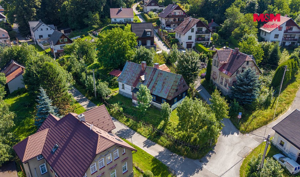 Prodej domu 180 m² s pozemkem 1 174 m², Jablonec nad Nisou – fotka 1 z 28