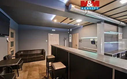 Pronájem obchodních prostor 180 m², Meziříčská, Rožnov pod Radhoštěm, okres Vsetín