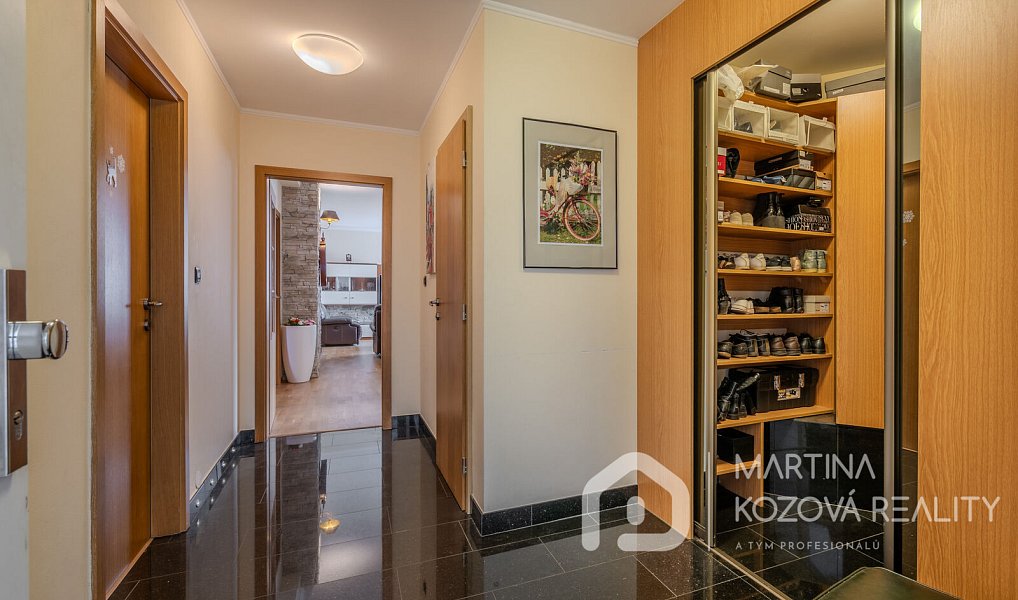 Prodej bytu 4+1 139 m², Praha – náhled fotky 22