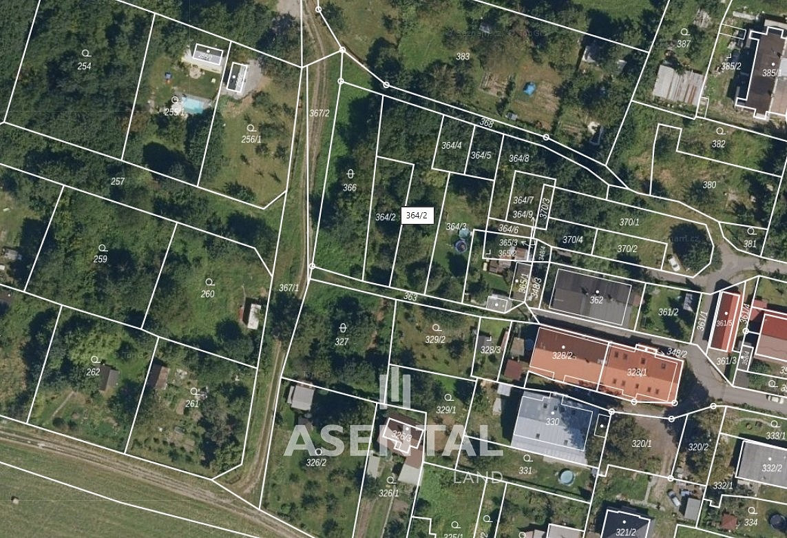 Prodej stavebního pozemku 866 m² – fotografie 2