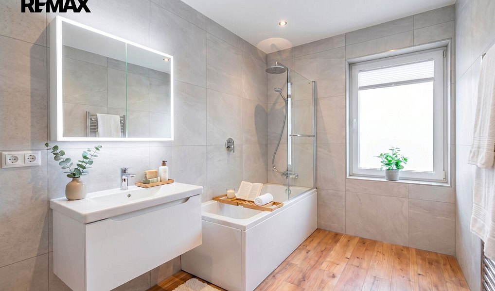 Prodej domu 256 m² s pozemkem 256 m², Ohníč – náhled fotky 12