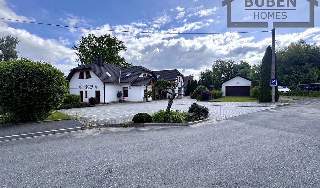 Prodej domu 480 m² s pozemkem 1 077 m², Tachov – náhled fotky 3
