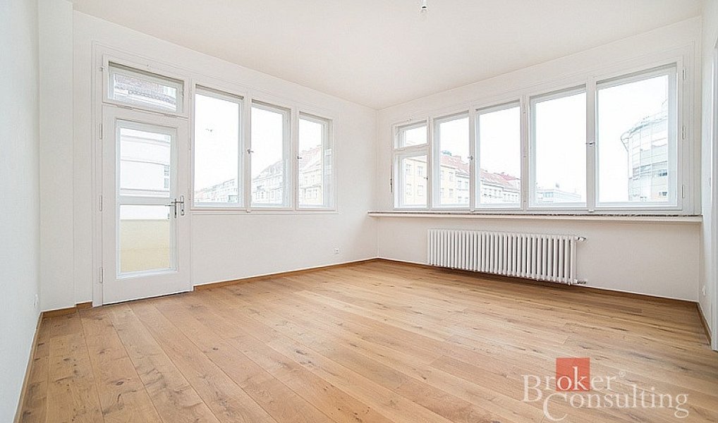 Pronájem kanceláře 110 m², Praha – náhled fotky 4