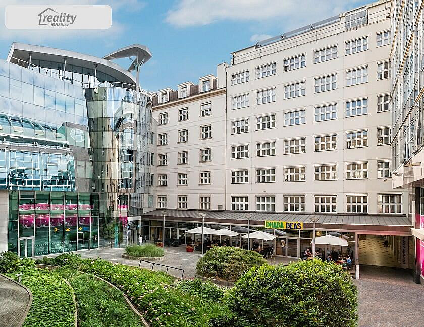 Pronájem kanceláře 127 m² — photo 2