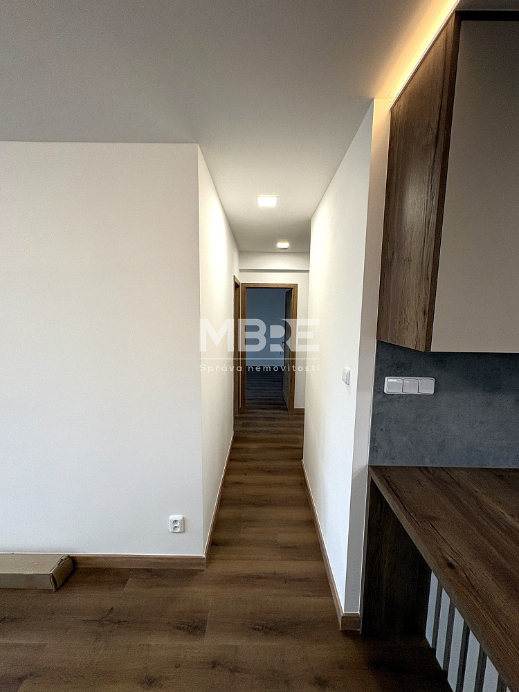 Pronájem bytu 3+1 62 m² — photo 4