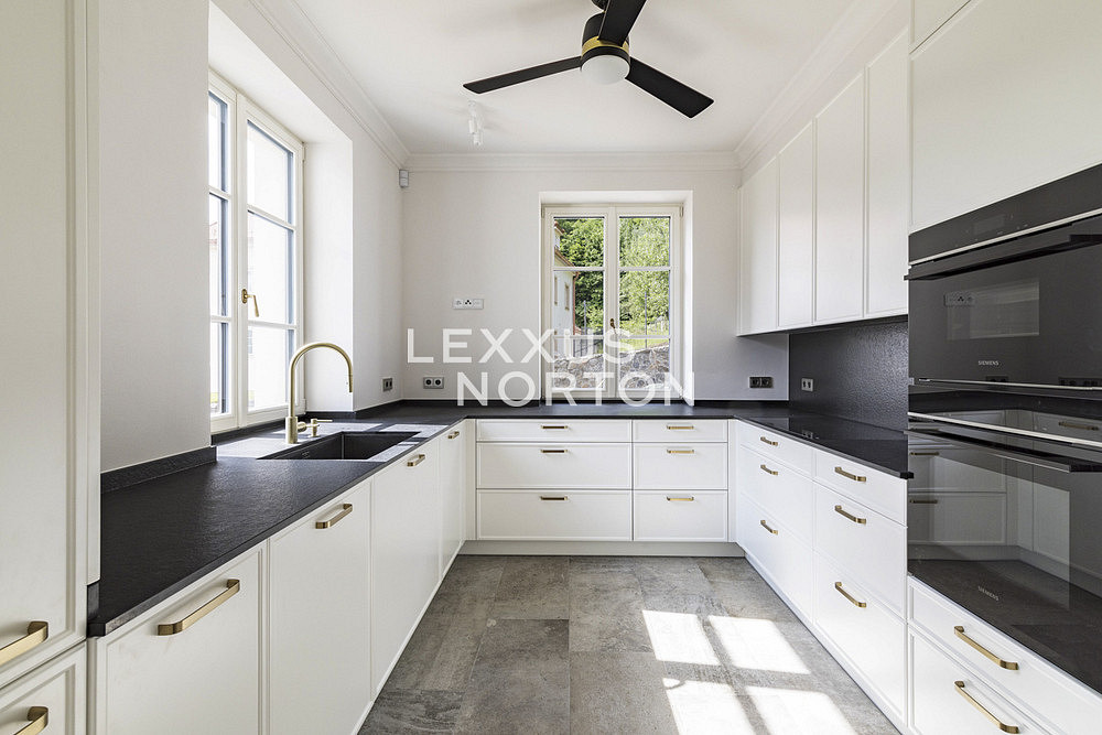 Prodej domu 253 m² s pozemkem 2 005 m² – pohled 6