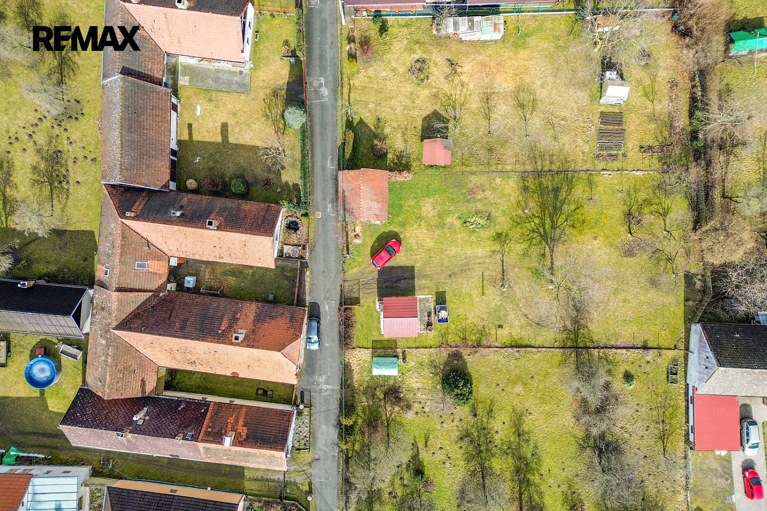 Prodej stavebního pozemku 904 m² – pohled 4