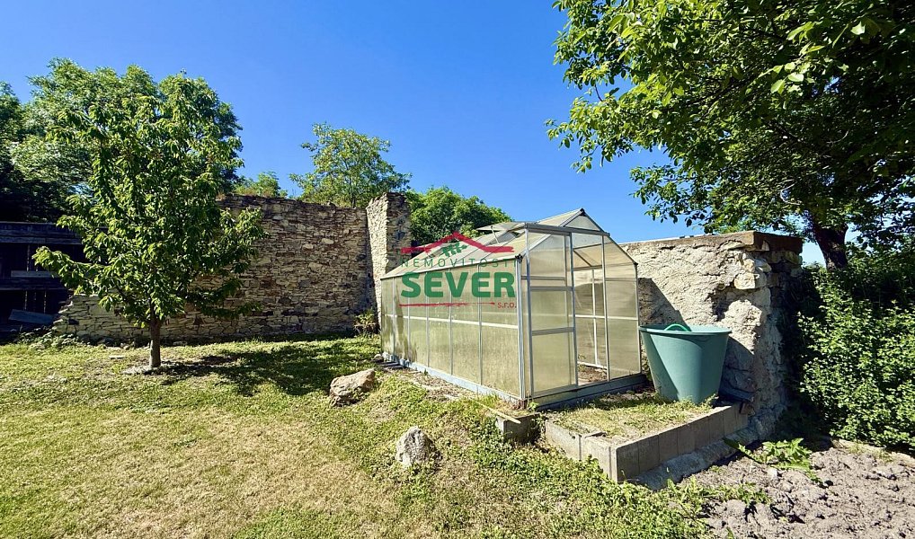 Prodej domu 220 m² s pozemkem 1 576 m², Louny – náhled fotky 28