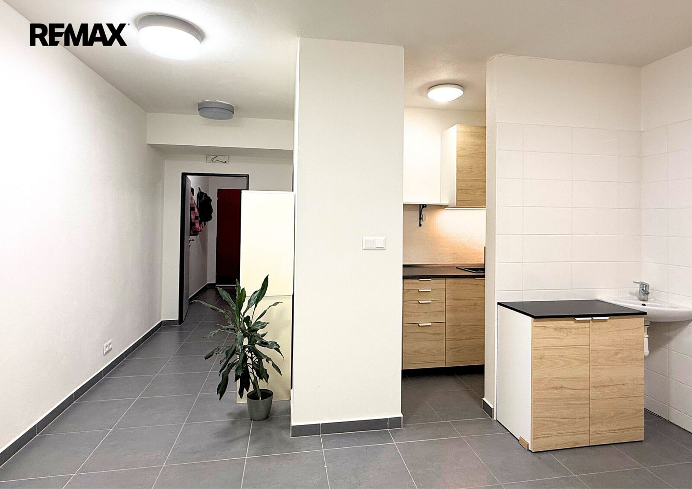 Prodej kanceláře 33 m² – fotografie 5