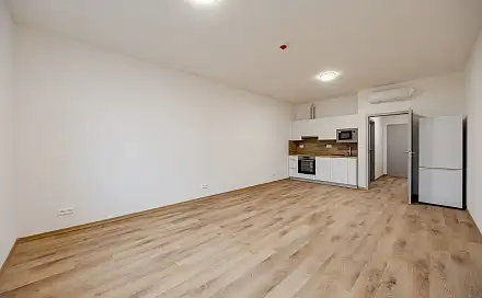Pronájem bytu 1+kk 38 m², Uherské Hradiště