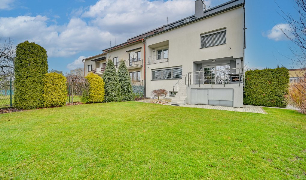 Prodej domu 378 m² s pozemkem 498 m², Olomouc – náhled fotky 5