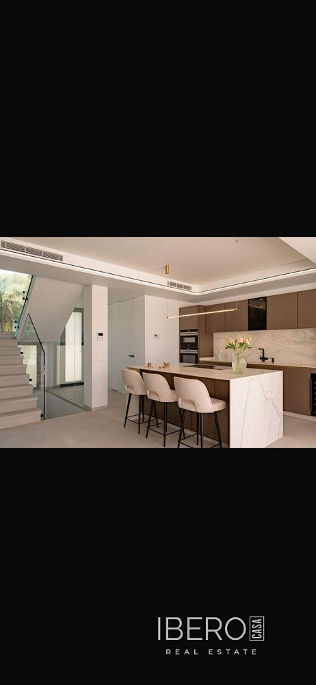 Prodej domu 420 m² s pozemkem 100 m² - Vista 5