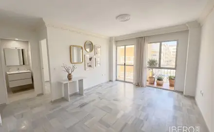 Prodej bytu 3+kk 61 m², San Luis de Sabinillas, Španělsko