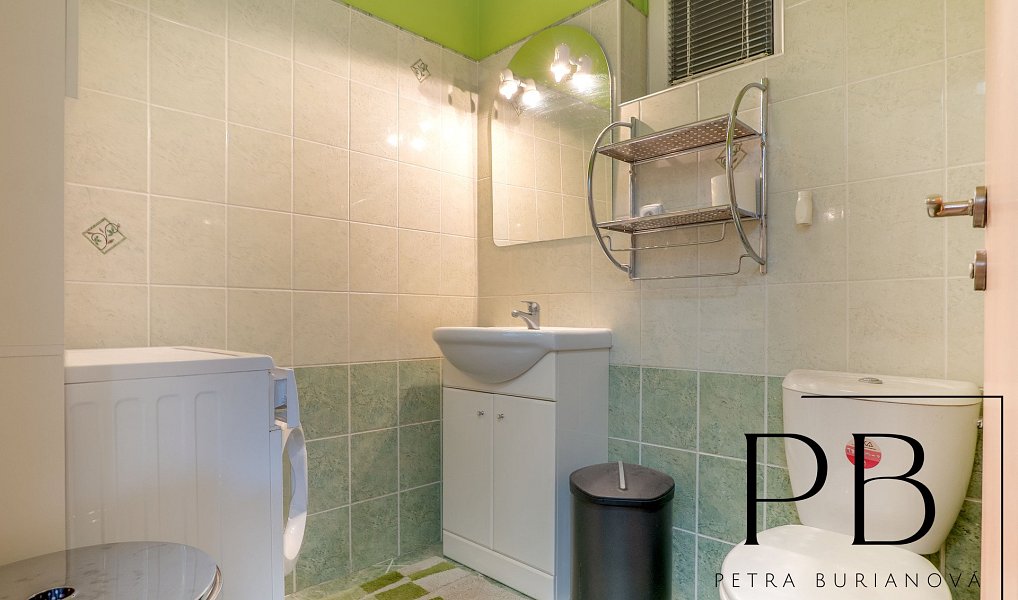 Prodej domu 145 m² s pozemkem 444 m², Ivančice – náhled fotky 11