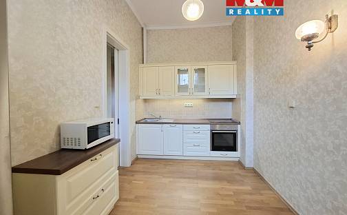 Pronájem bytu 4+1 105 m², Varšavská, Karlovy Vary