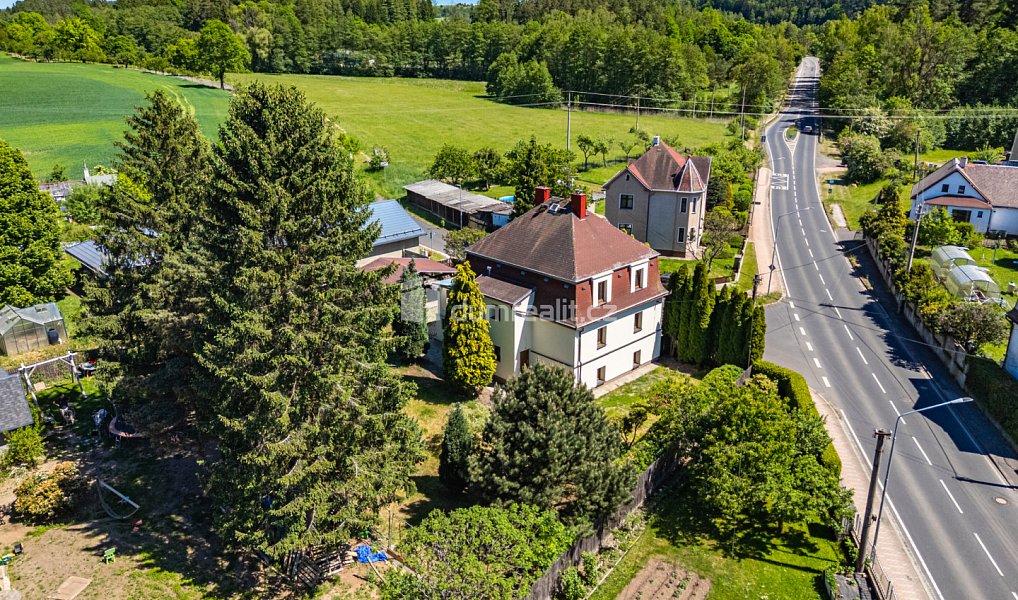 Prodej domu 300 m² s pozemkem 888 m², Sadov – náhled fotky 38
