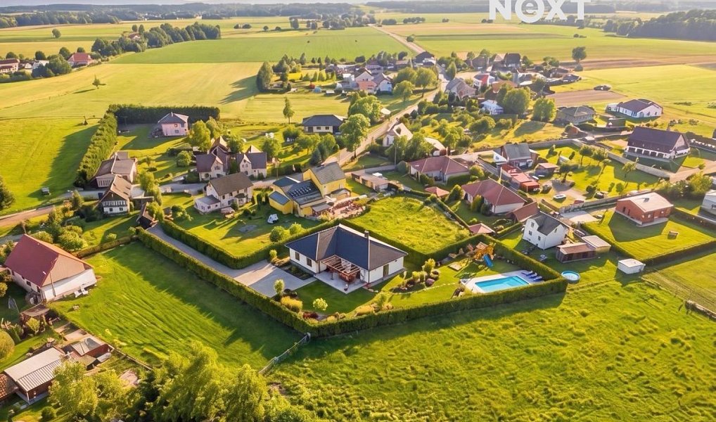 Prodej stavebního pozemku 2 246 m², Pila – náhled fotky 14