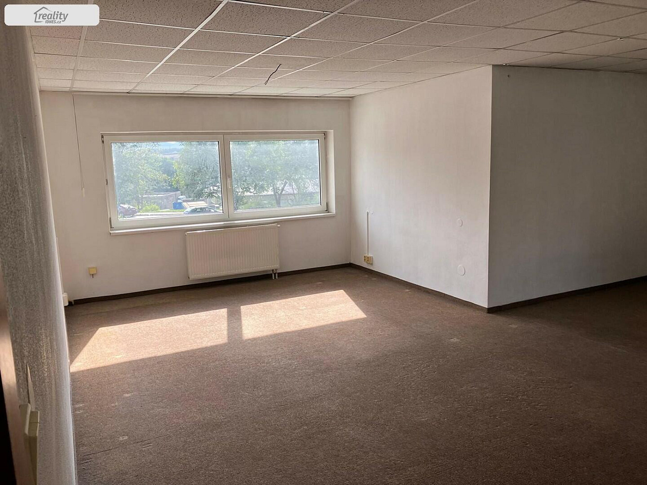 Pronájem kanceláře 117 m² — photo 3