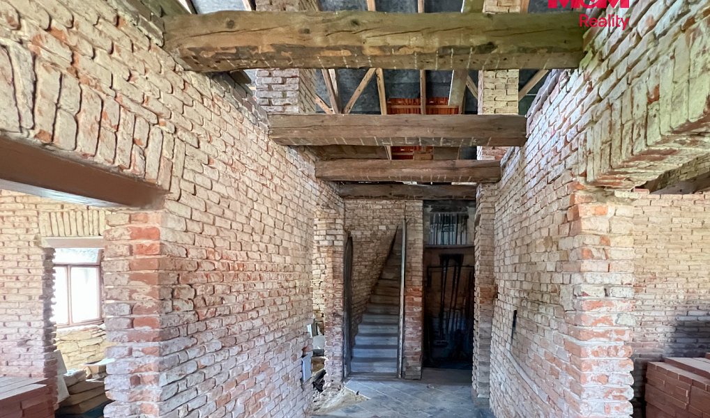 Prodej domu 750 m² s pozemkem 16 025 m², Kostelec nad Černými lesy – náhled fotky 23