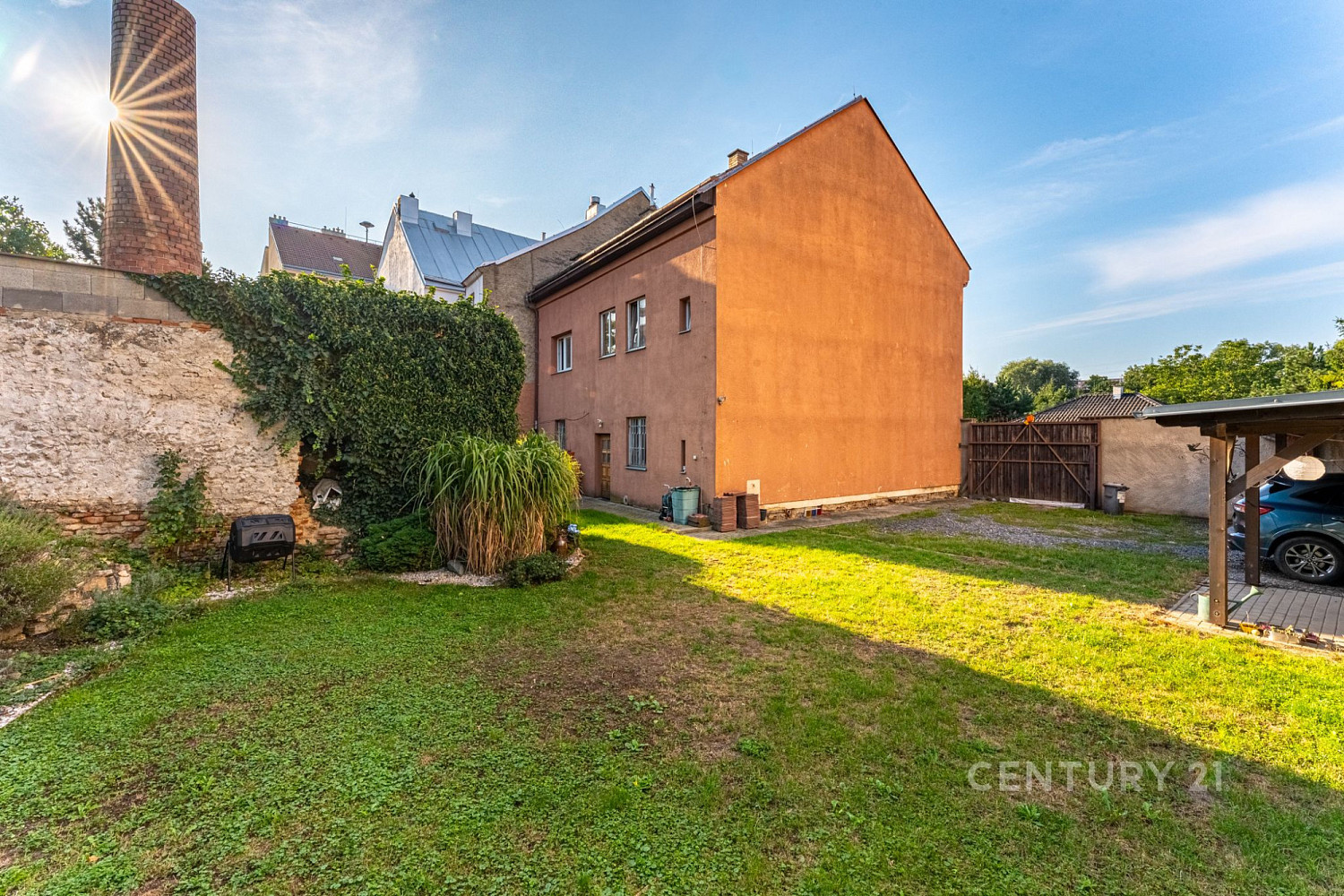 Prodej domu 280 m² s pozemkem 297 m² – fotografie 3