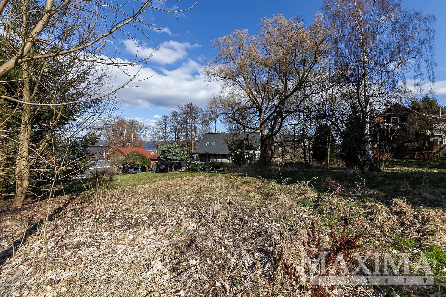 Prodej stavebního pozemku 1 035 m² – další
