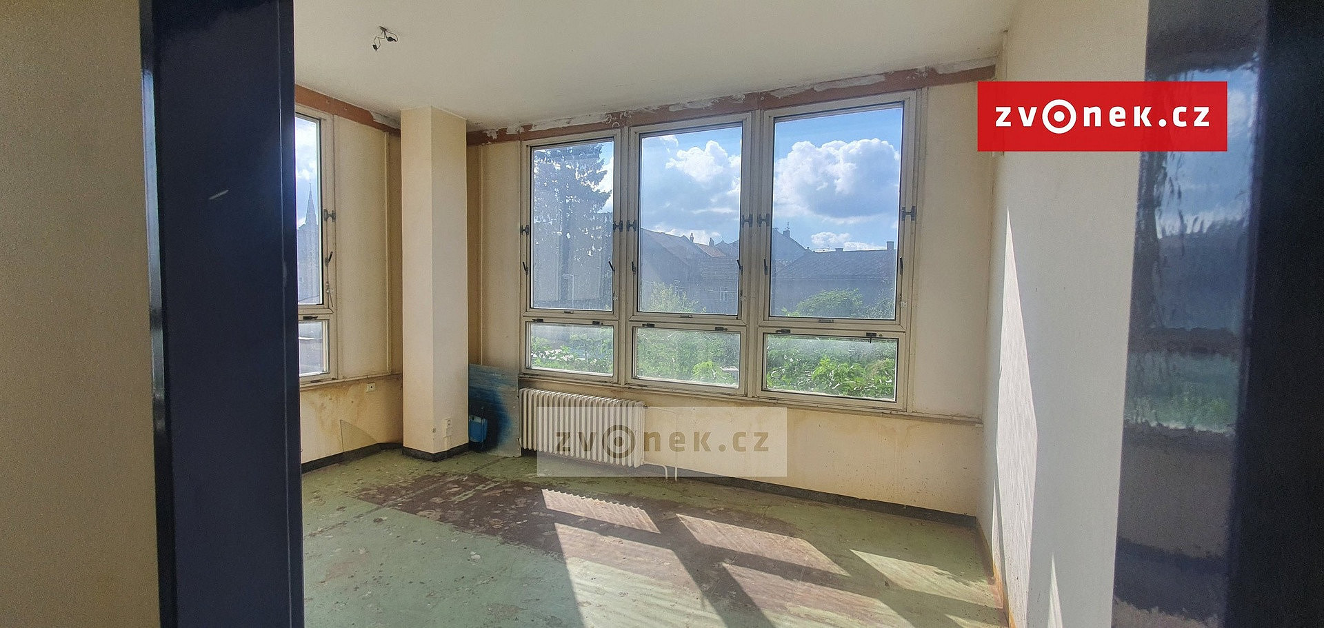 Pronájem obchodních prostor 155 m² – fotografie 3