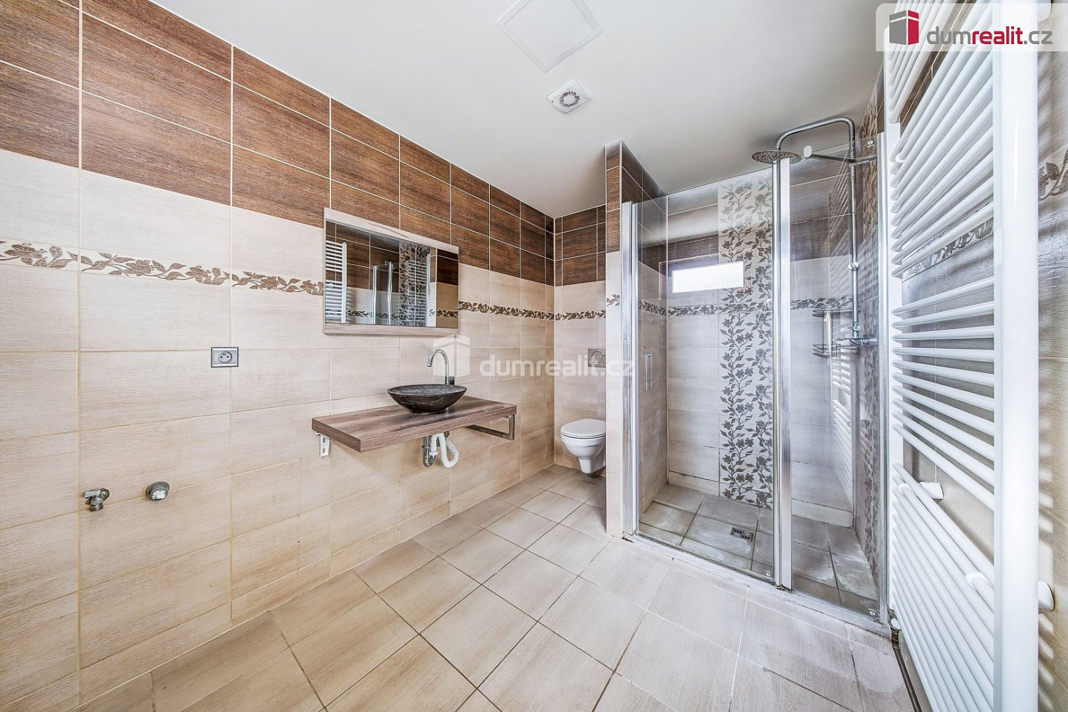 Prodej domu 220 m² s pozemkem 679 m² – fotografie 5