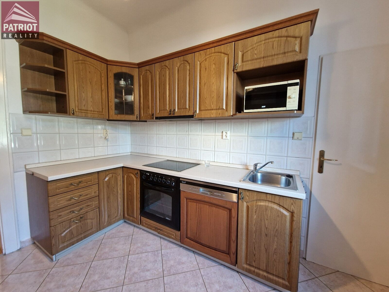 Pronájem bytu 2+1 68 m² – fotografie 2